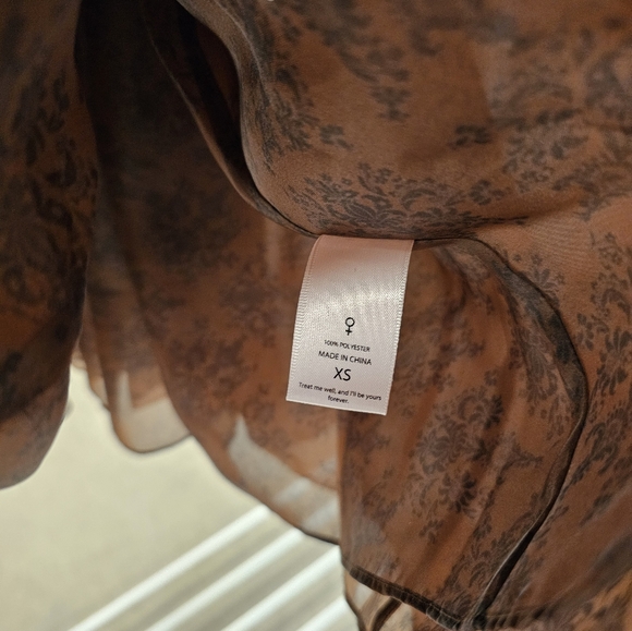 Selkie Chocolate Puff Dress - Picture 7 of 8